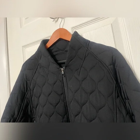 Lululemon Quilted Bomber Cropped Black Jacket Size 10 - Picture 7 of 14